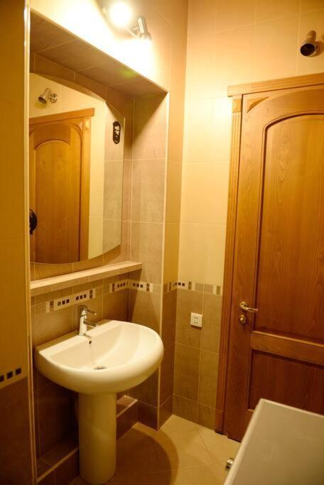 Your Cozy Place Тбилиси Экстерьер фото