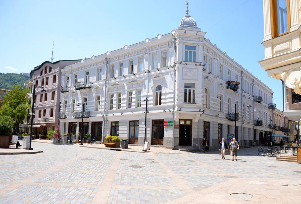 Your Cozy Place Тбилиси Экстерьер фото